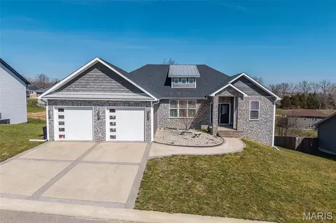 122 Page St, Waynesville, MO 65583