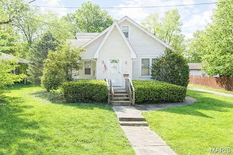 112 N 36th St, Belleville, IL 62226