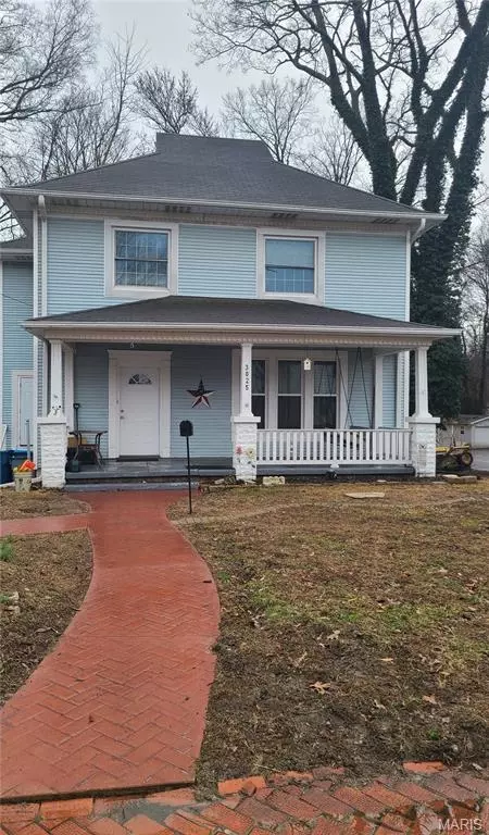 3025 Leverett St, Alton, IL 62002