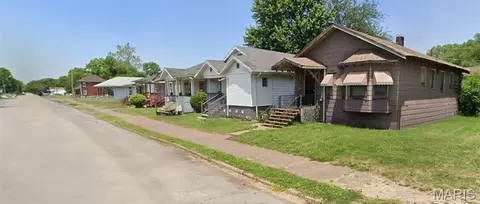 1915 College Ave, East St Louis, IL 62205