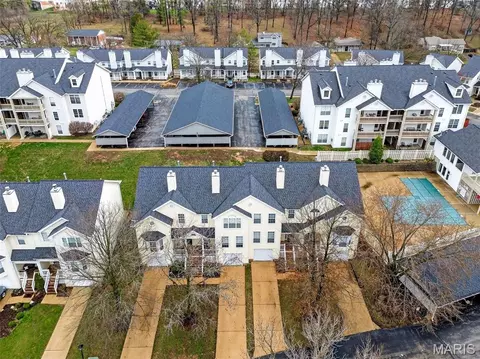 View/Area - 1503 Whispering Creek Dr, Ballwin, MO 63021 photo 3 of 3