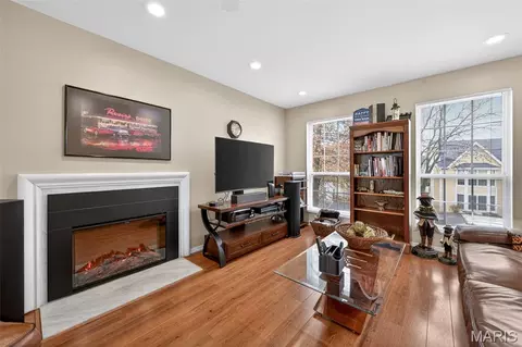 Living - 1503 Whispering Creek Dr, Ballwin, MO 63021 photo 1 of 3