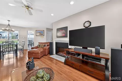 Living - 1503 Whispering Creek Dr, Ballwin, MO 63021 photo 2 of 3