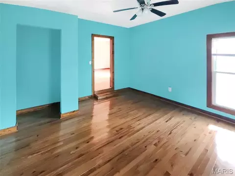 Bedroom - 407 E Salling St, Perry, MO 63462 photo 1 of 2