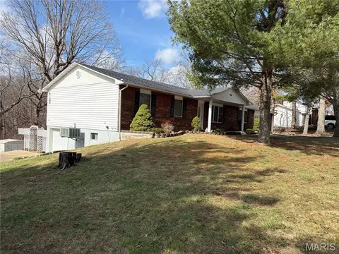 53 Walnut St, Viburnum, MO 65566