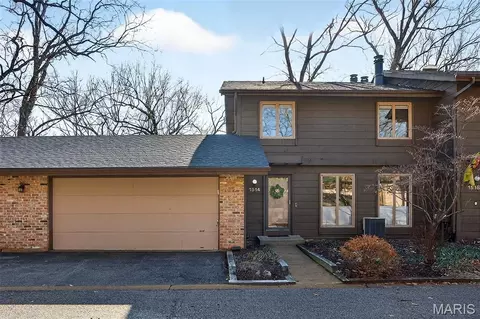 1514 Birnamwood Trail Dr, Ballwin, MO 63021
