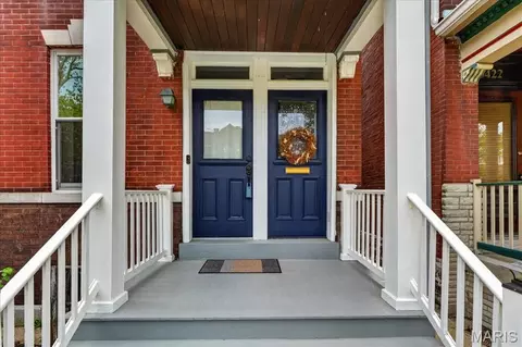 3420 Humphrey St, Saint Louis, MO 63118