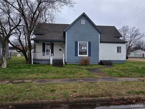 303 Greer Ave, Sikeston, MO 63801