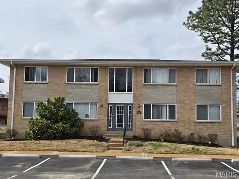 1 Bruce Dr, Florissant, MO 63031
