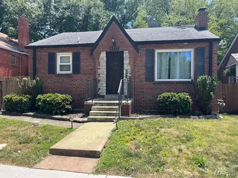 6722 Dolan Pl, Saint Louis, MO 63139