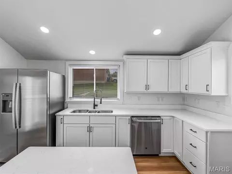 Kitchen - 6025 Third St, Imperial, MO 63052 photo 5 of 6