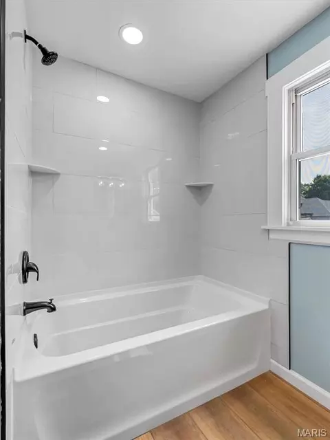 Bath - 6025 Third St, Imperial, MO 63052 photo 4 of 4