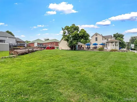 Exterior - 6025 Third St, Imperial, MO 63052 photo 7 of 11