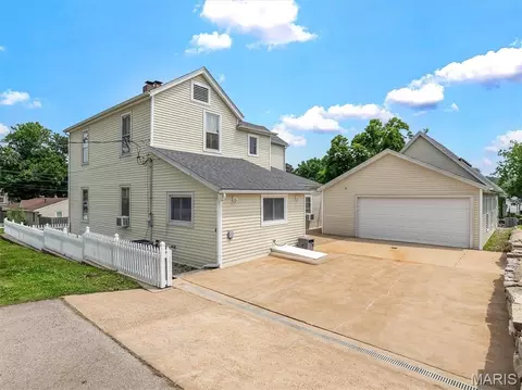 Exterior - 6025 Third St, Imperial, MO 63052 photo 9 of 11