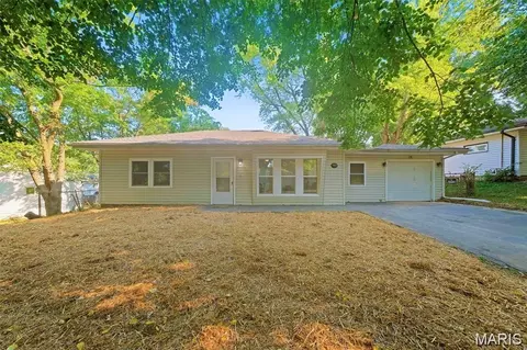 1147 Northdale Ave, Saint Louis, MO 63138