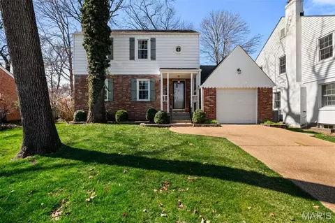 1635 Dearborn Dr, Warson Woods, MO 63122