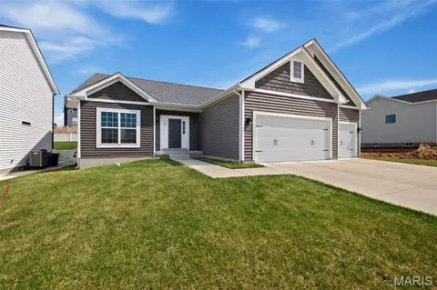 1404 Bloomfield Dr, Eureka, MO 63025