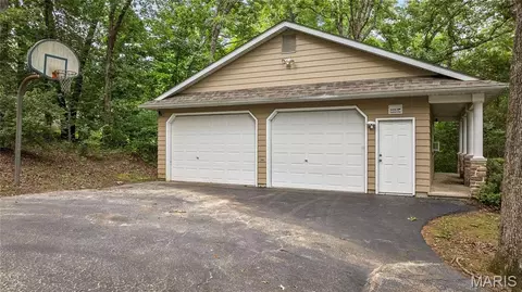 Exterior - 8 Howe Xing, Festus, MO 63028 photo 3 of 5