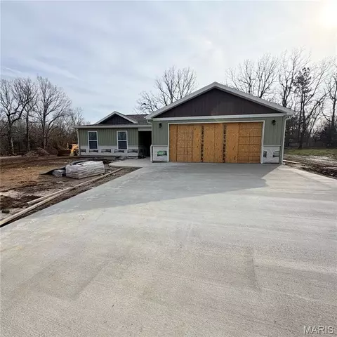 13244 Half Dr, Dixon, MO 65459