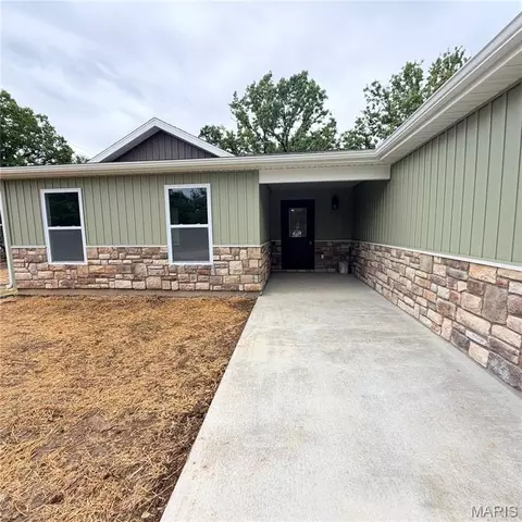 13244 Half Dr, Dixon, MO 65459