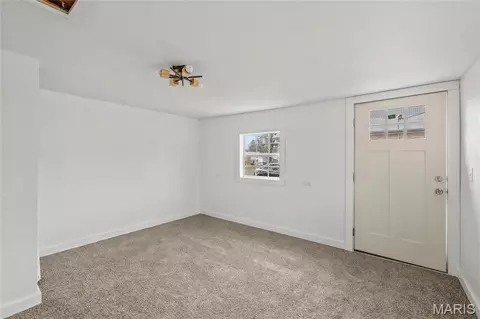 Living - 303 S Pine St, Dixon, MO 65459 photo 3 of 3