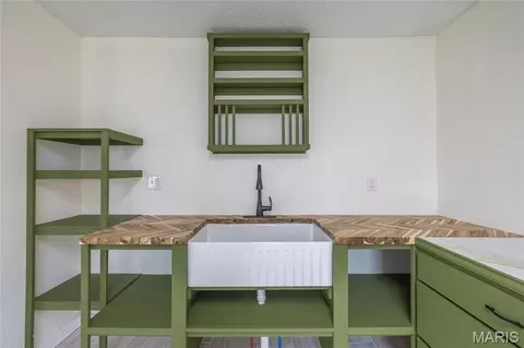 Other - 303 S Pine St, Dixon, MO 65459 photo 3 of 9