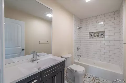 Bath - 303 S Pine St, Dixon, MO 65459 photo 1 of 3