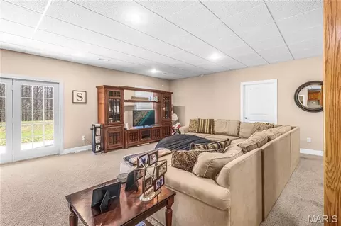 Living - 112 Park Rd, Benton, MO 63736 photo 4 of 4
