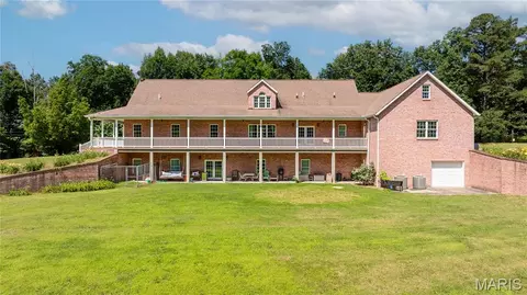 Exterior - 112 Park Rd, Benton, MO 63736 photo 8 of 14