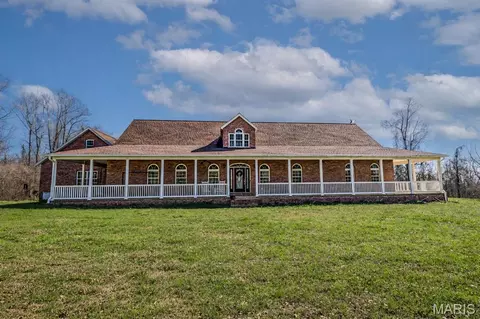 112 Park Rd, Benton, MO 63736