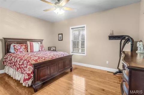 Bedroom - 112 Park Rd, Benton, MO 63736 photo 1 of 4