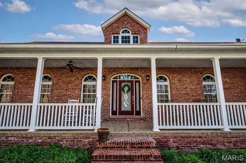 Exterior - 112 Park Rd, Benton, MO 63736 photo 2 of 14