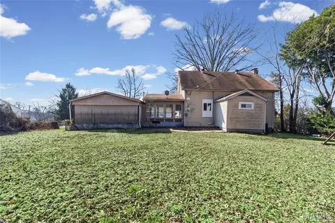 Exterior - 8621 Martony Ln, Berkeley, MO 63134 photo 11 of 13