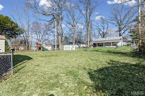 Exterior - 8621 Martony Ln, Berkeley, MO 63134 photo 9 of 13