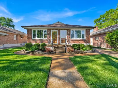 6264-6266 Sunshine Dr, Saint Louis, MO 63109