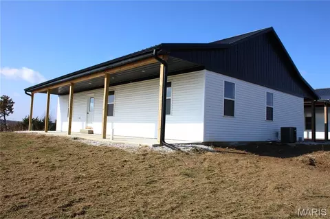 Exterior - 40825 Madison Trl, Perry, MO 63462 photo 2 of 4