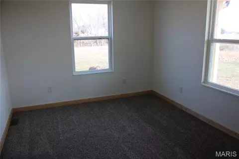 Bedroom - 40825 Madison Trl, Perry, MO 63462 photo 3 of 4
