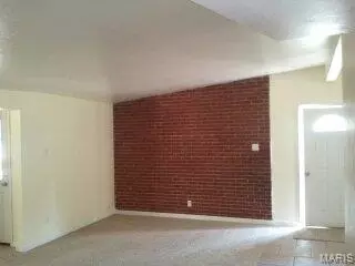 8501 Midwood Ave, Berkeley, MO 63134 photo 2