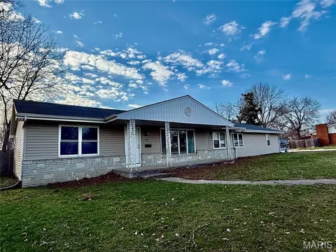 505 W Walsh St, Montgomery City, MO 63361