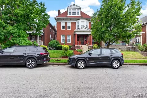 5186 Vernon Ave, Saint Louis, MO 63113