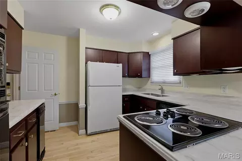 Kitchen - 1334 Rusticview Dr, Ballwin, MO 63011 photo 1 of 2