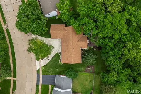 View/Area - 1334 Rusticview Dr, Ballwin, MO 63011 photo 2 of 3