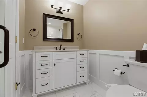 Bath - 1334 Rusticview Dr, Ballwin, MO 63011 photo 2 of 5