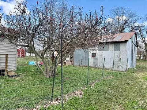 Exterior - 206 S Lyons Ave, Naylor, MO 63953 photo 3 of 3