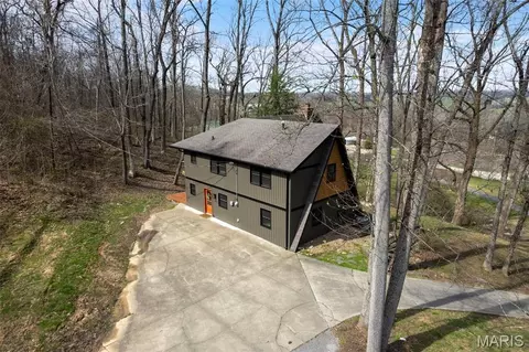 3000 Haertling Ln, Cape Girardeau, MO 63701