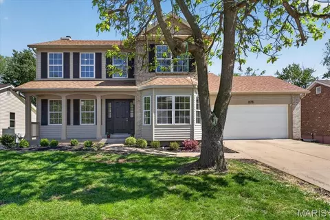 878 Whispering Windsong Dr, O'fallon, MO 63366
