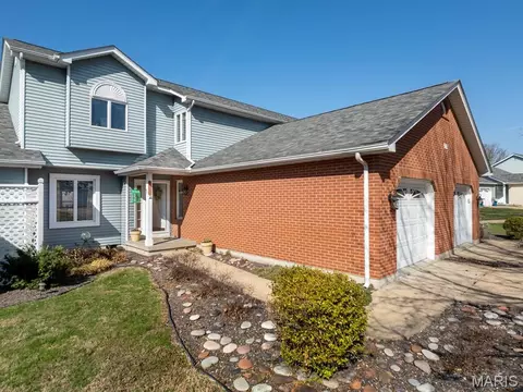 16 Village At 4 #B, Cuba, MO 65453