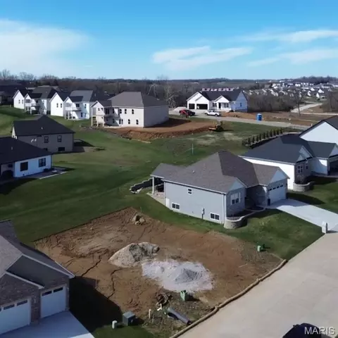 2781 Earth Crest Dr, Washington, MO 63090 photo 3