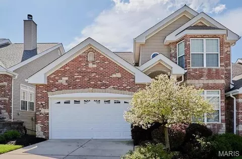 197 Woodland Place Ct, Saint Charles, MO 63303