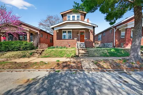 6049 Wanda Ave, Saint Louis, MO 63116